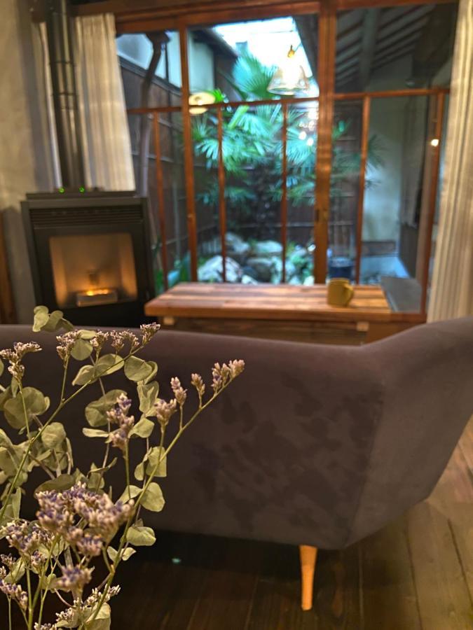 六根ゲストハウス Rokkon Guest House Киото Екстериор снимка